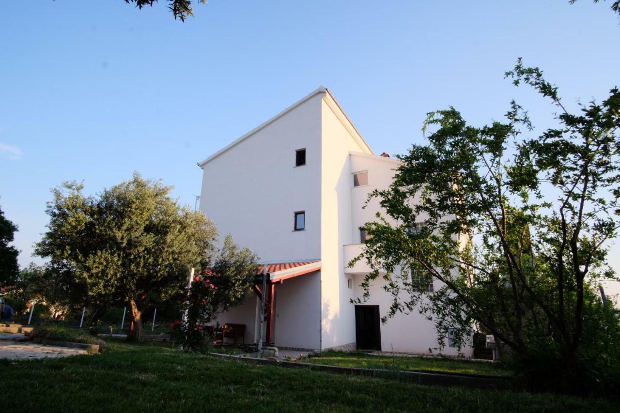 Apartmani Viktorija Vrana  외부 사진