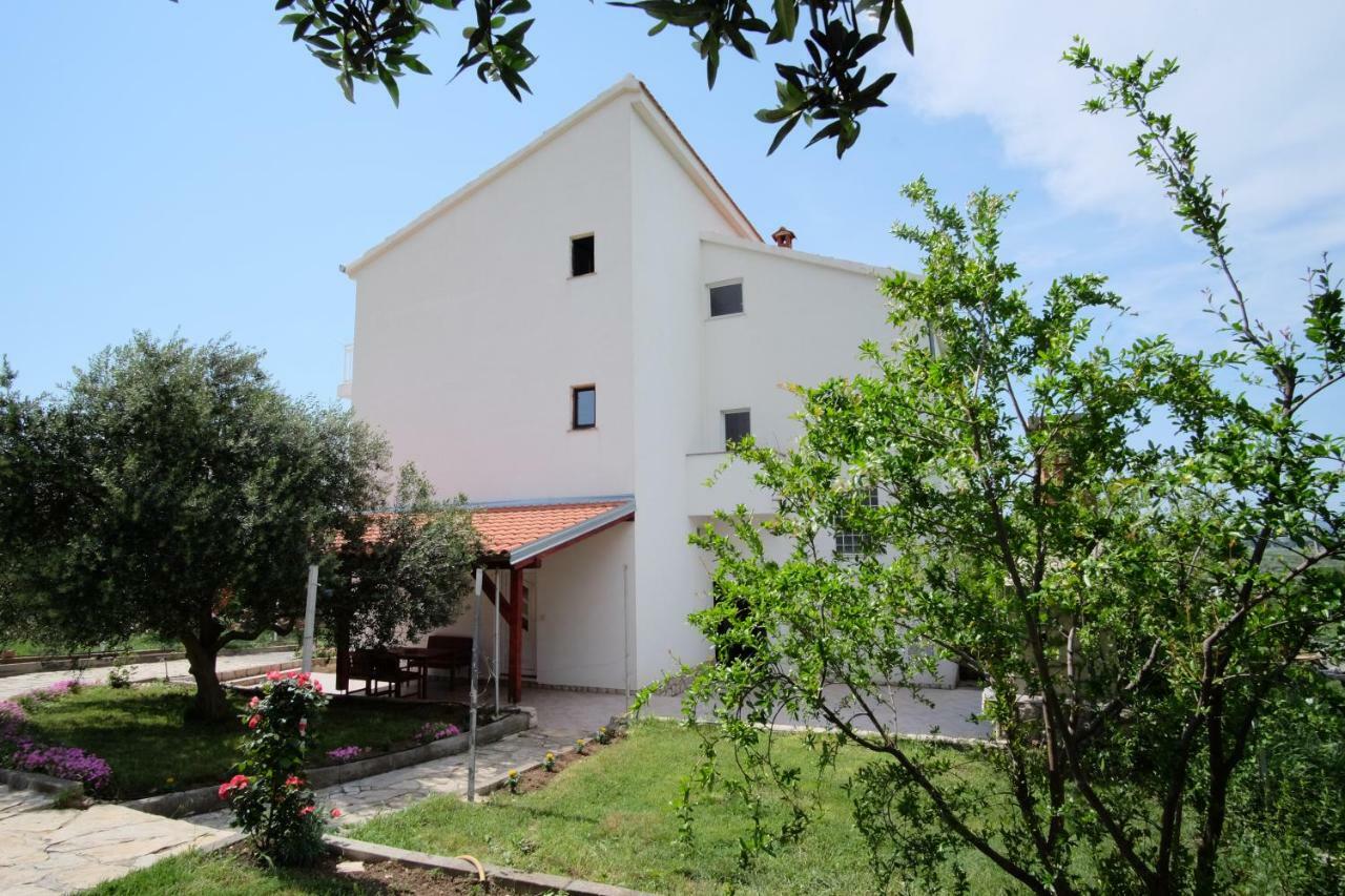 Apartmani Viktorija Vrana  외부 사진