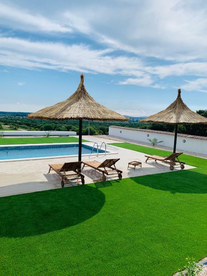 Apartmani Viktorija Vrana  외부 사진
